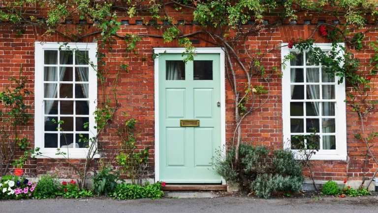 25 Ideas for Front Door Colors for A Red Brick House