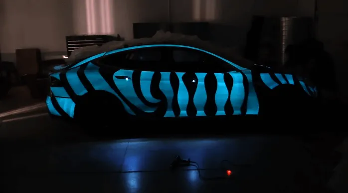 Electroluminescent Design on Car